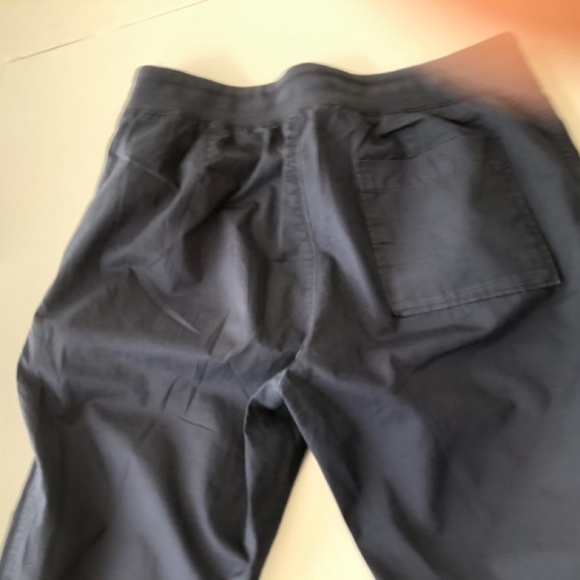 Community - Aritzia - navy cotton pants with elastic waist and cuffs. Si… - Picture 5 of 5